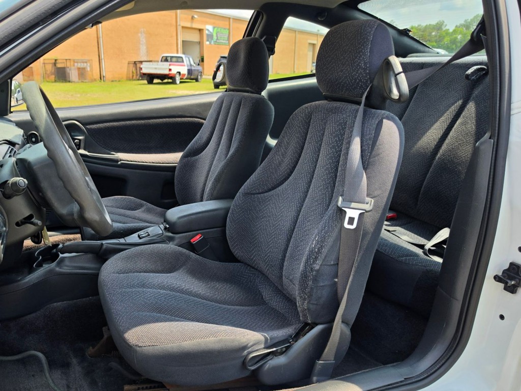 2002 Chevrolet Cavalier Image 14
