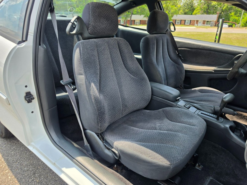 2002 Chevrolet Cavalier Image 28