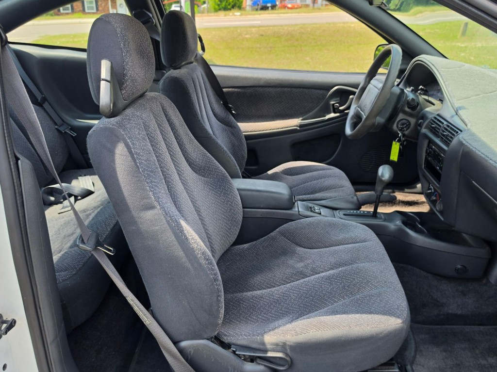 2002 Chevrolet Cavalier Image 29
