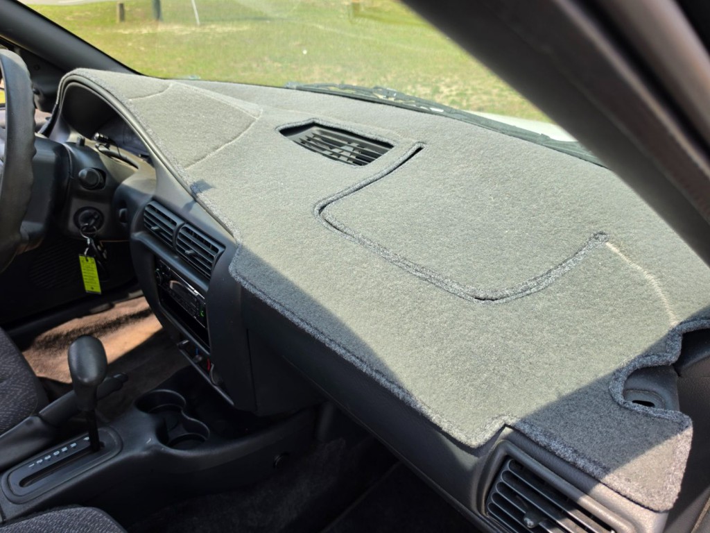 2002 Chevrolet Cavalier Image 32
