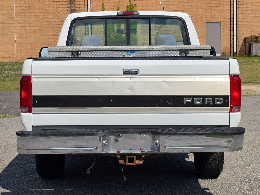 1994 Ford F-150 Image 9