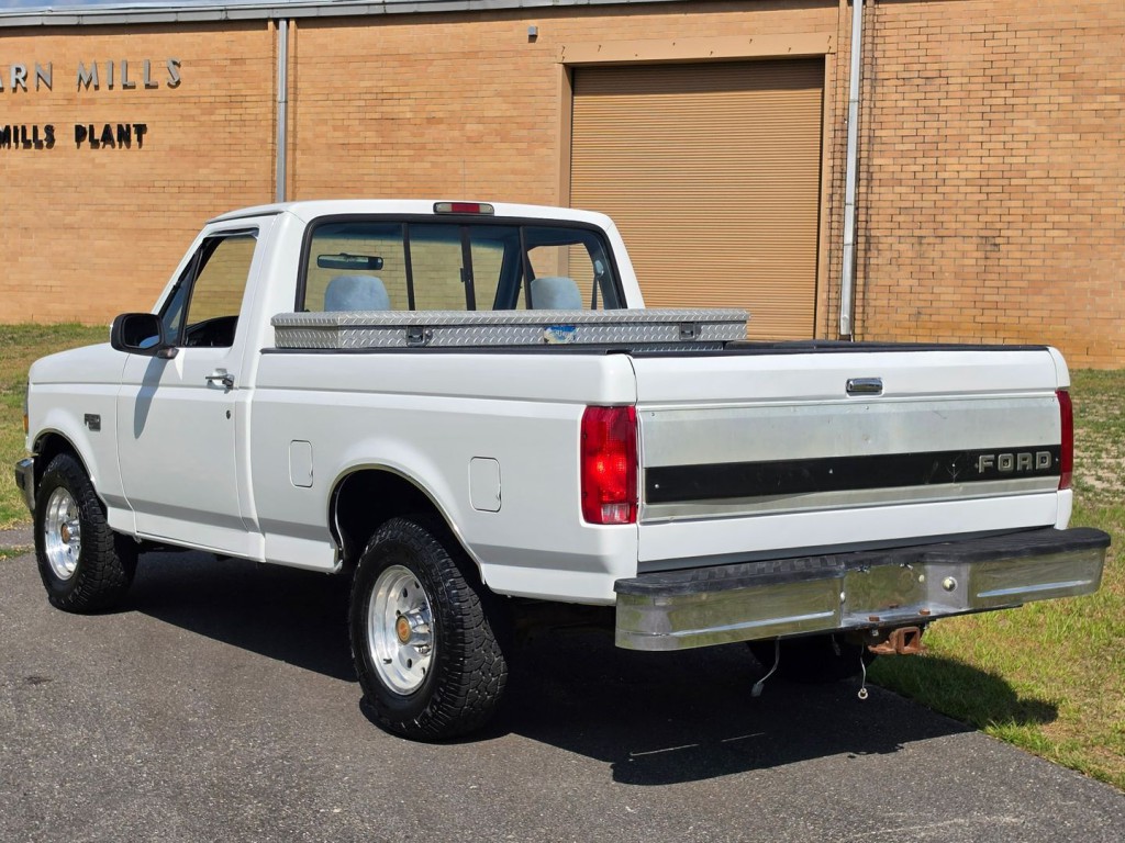 1994 Ford F-150 Image 11