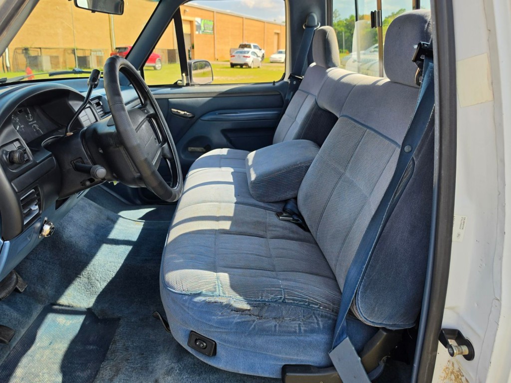 1994 Ford F-150 Image 15