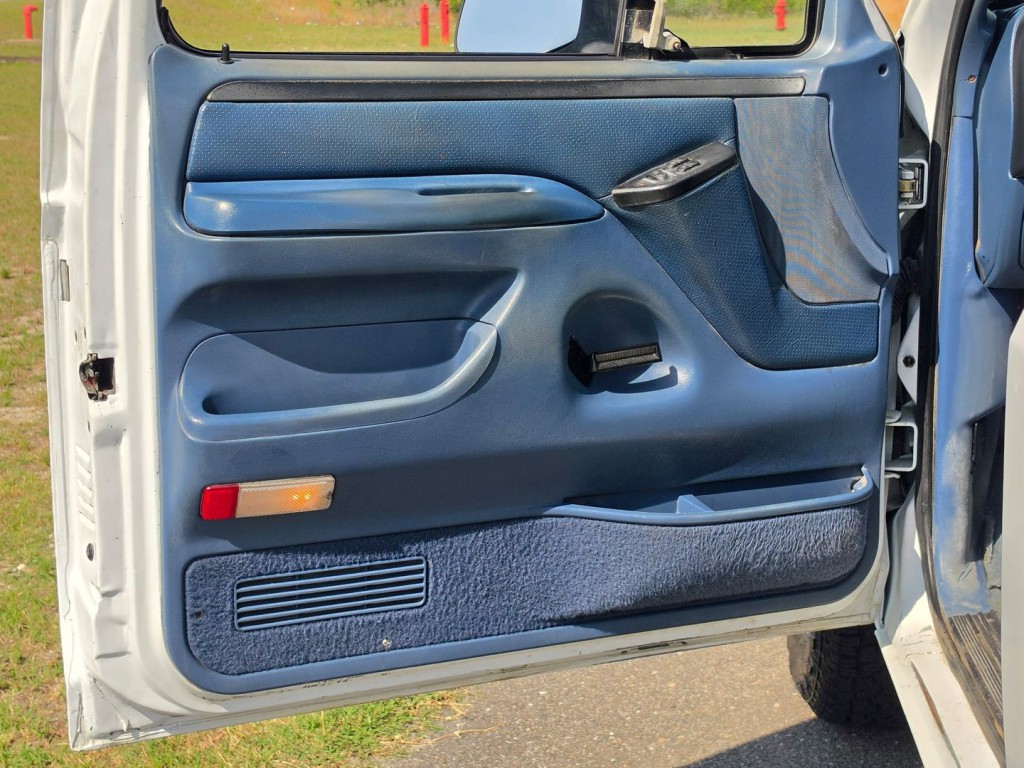 1994 Ford F-150 Image 34
