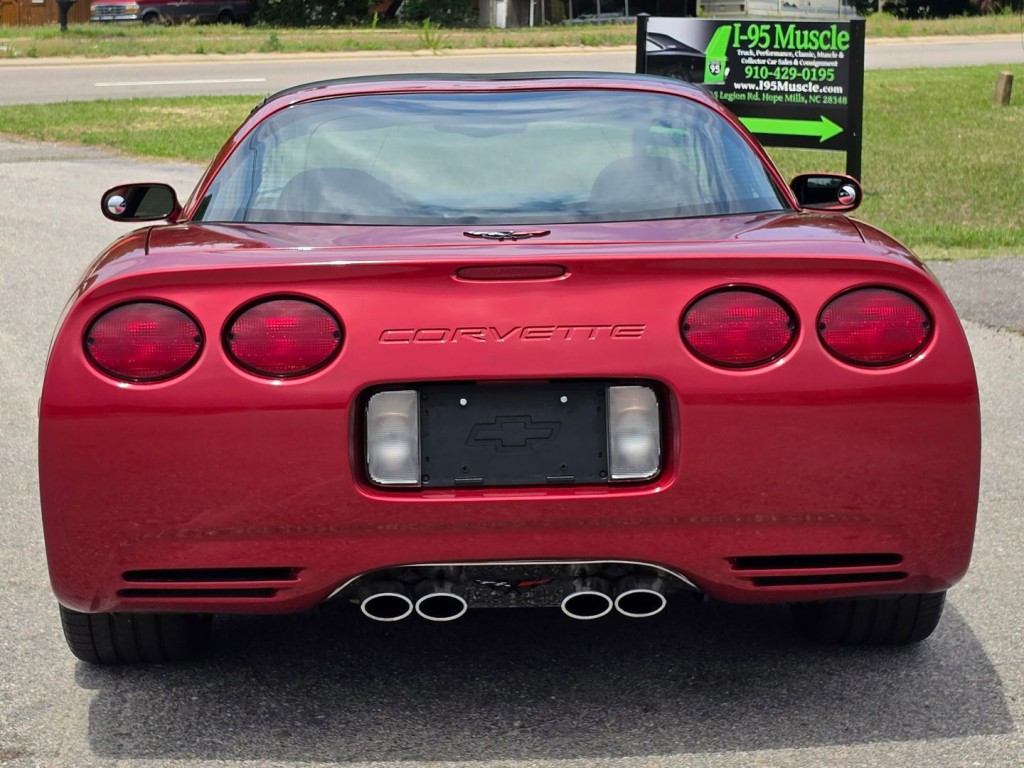 2001 Chevrolet Corvette Image 44
