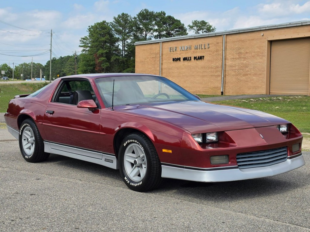 1988 Chevrolet Camaro Image 5