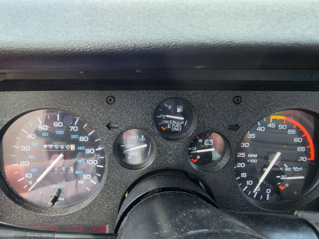 1988 Chevrolet Camaro Image 19