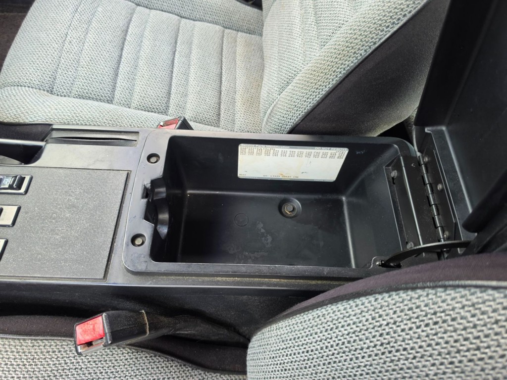 1988 Chevrolet Camaro Image 24