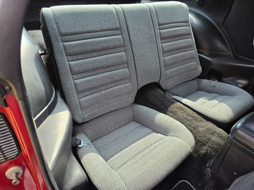 1988 Chevrolet Camaro Image 28