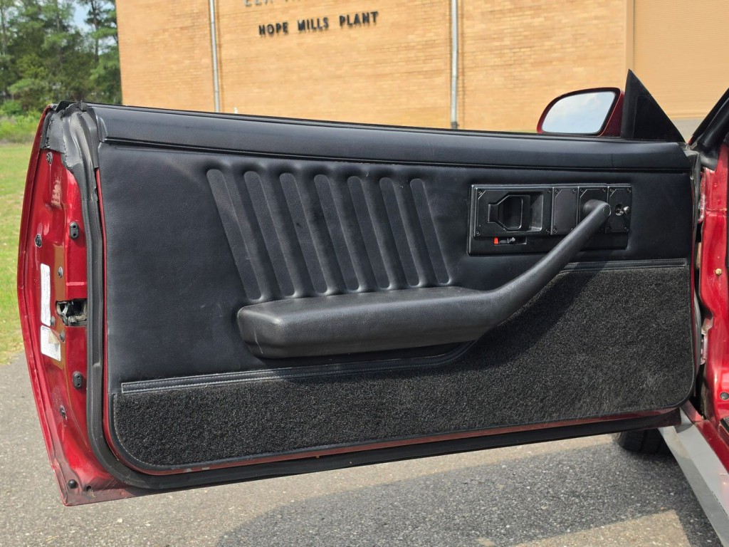 1988 Chevrolet Camaro Image 37