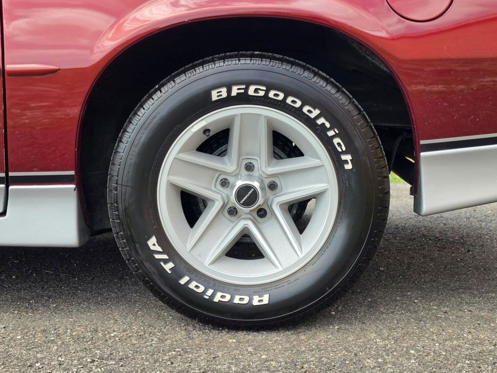 1988 Chevrolet Camaro Image 50