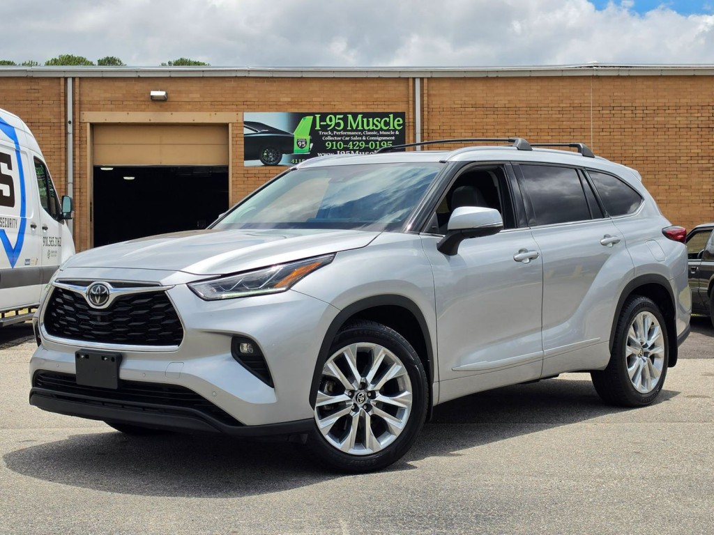 2021 Toyota Highlander Image 13