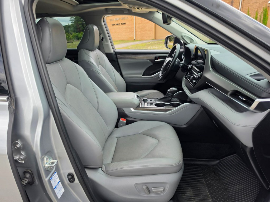 2021 Toyota Highlander Image 34