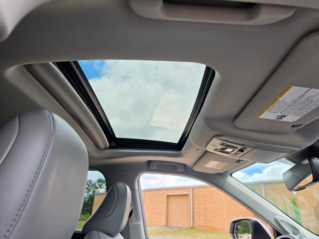 2021 Toyota Highlander Image 40