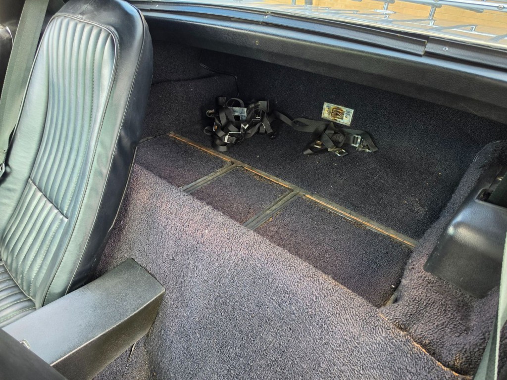 1976 Chevrolet Corvette Image 25