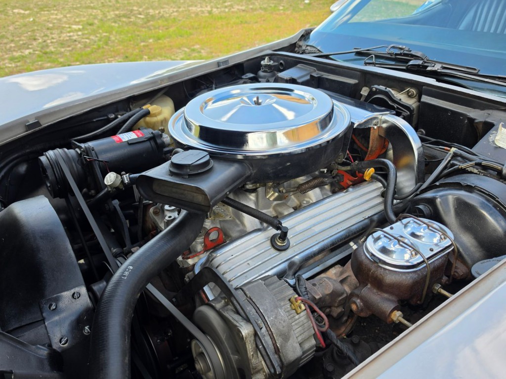 1976 Chevrolet Corvette Image 37