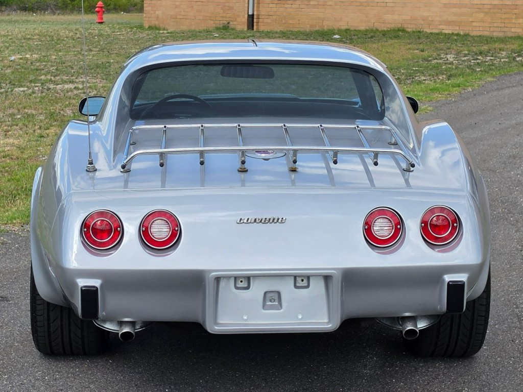 1976 Chevrolet Corvette Image 40