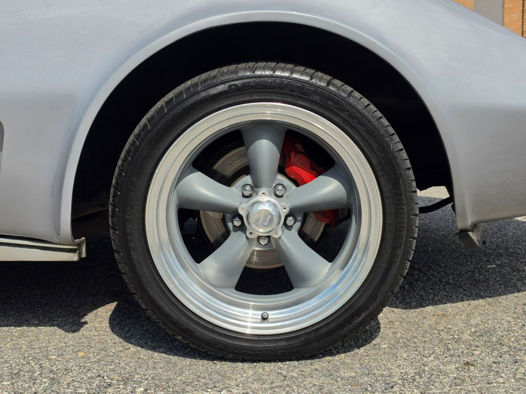 1976 Chevrolet Corvette Image 44