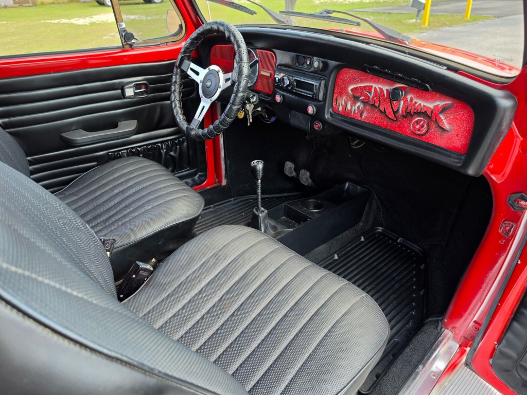 1973 Volkswagen Beetle Image 29