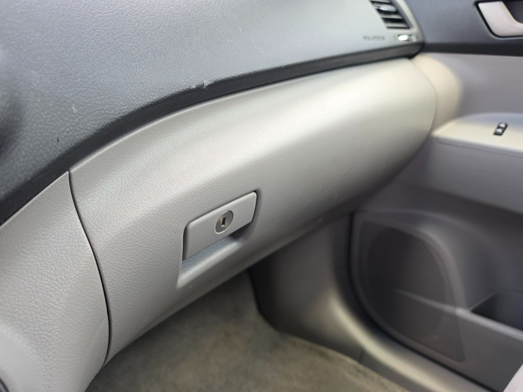 2010 Toyota Highlander Image 23