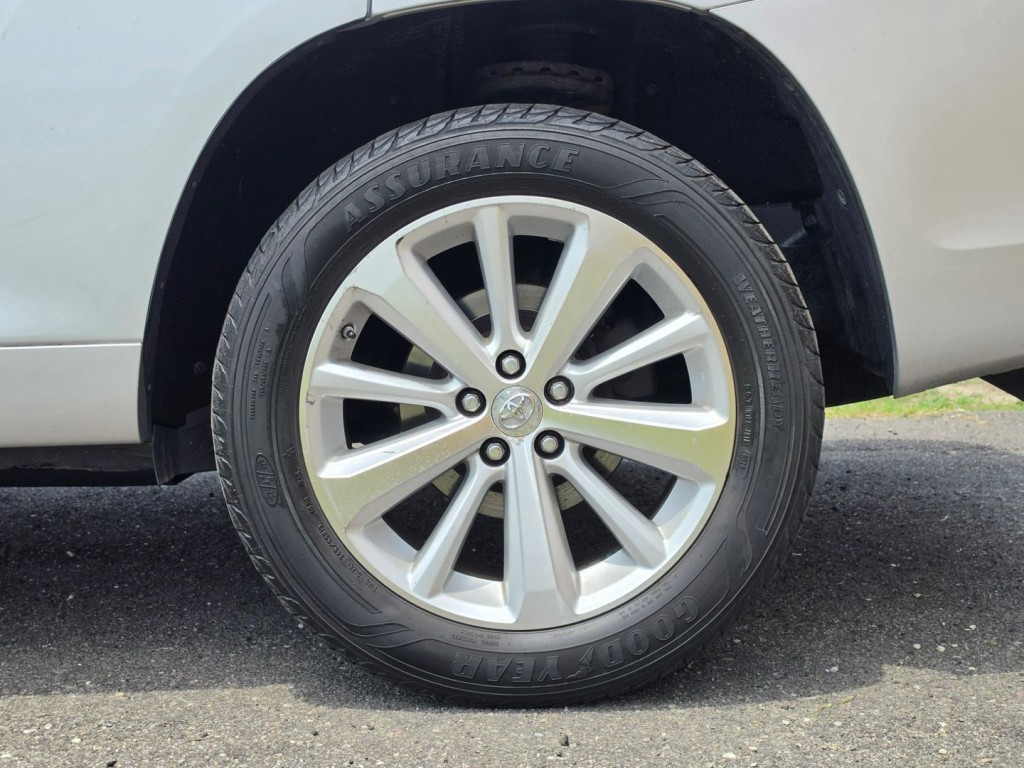 2010 Toyota Highlander Image 54