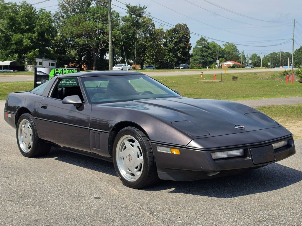 1989 Chevrolet Corvette Image 5