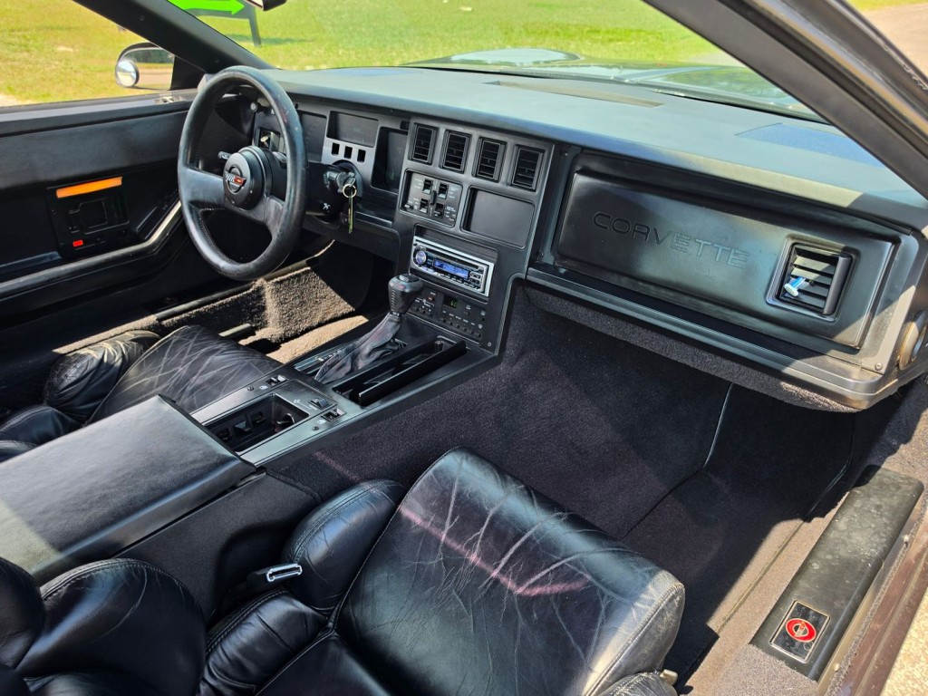 1989 Chevrolet Corvette Image 31