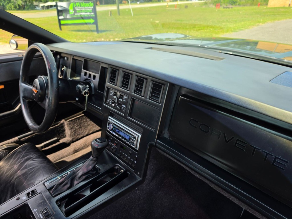 1989 Chevrolet Corvette Image 33