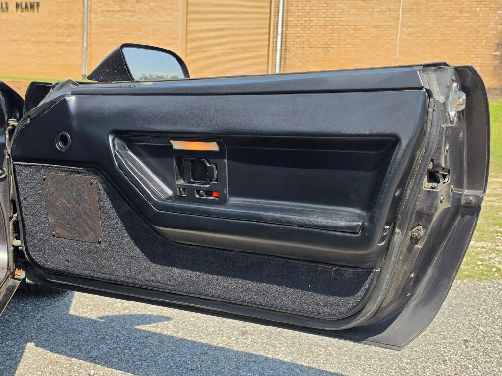 1989 Chevrolet Corvette Image 38