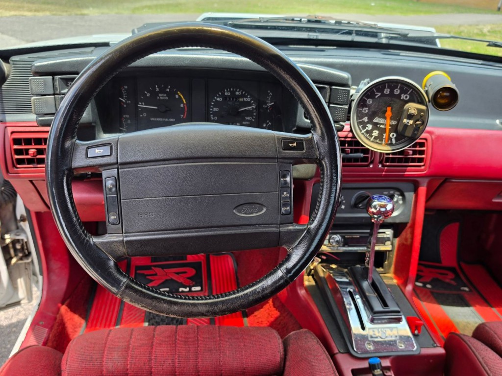 1991 Ford Mustang Image 17