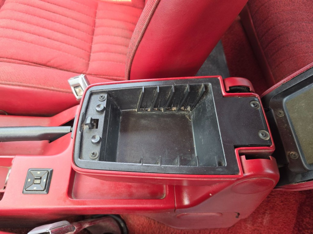 1991 Ford Mustang Image 26