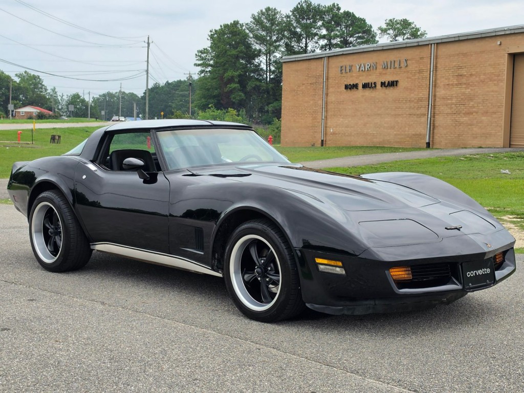 1981 Chevrolet Corvette Image 5