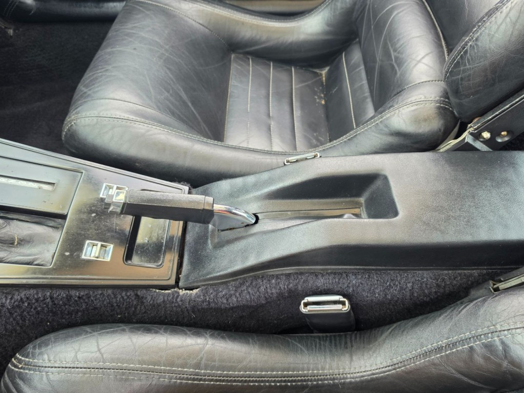 1981 Chevrolet Corvette Image 25