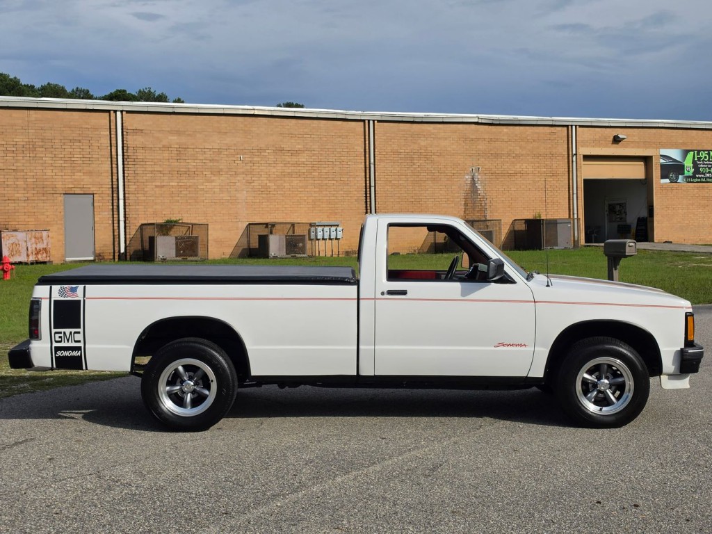 1991 GMC Sonoma Image 6