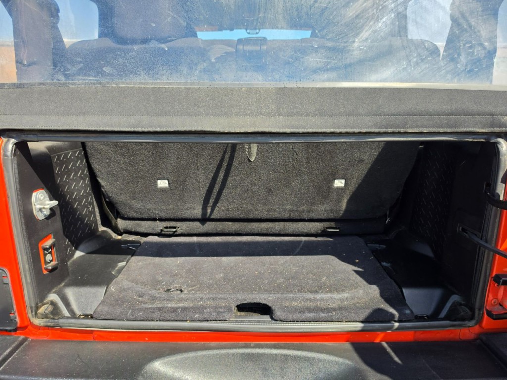 2015 Jeep Wrangler Image 42
