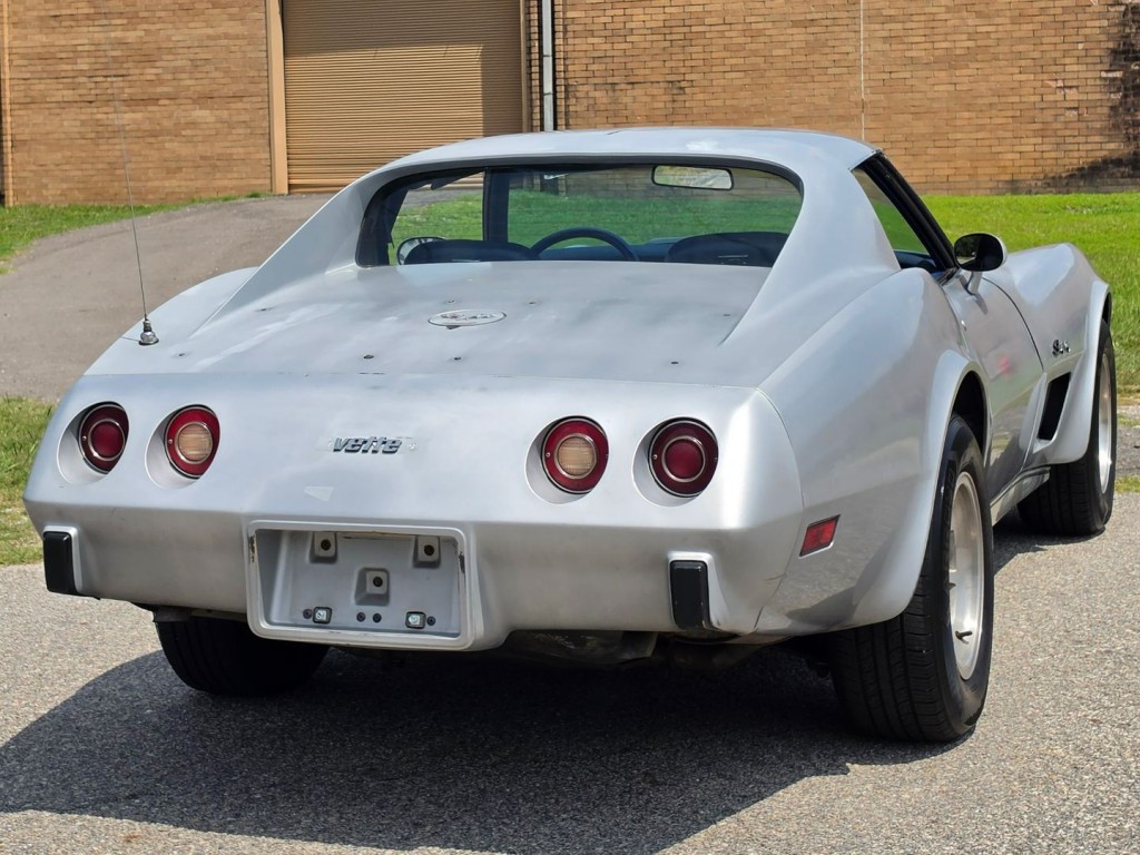 1977 Chevrolet Corvette Image 8