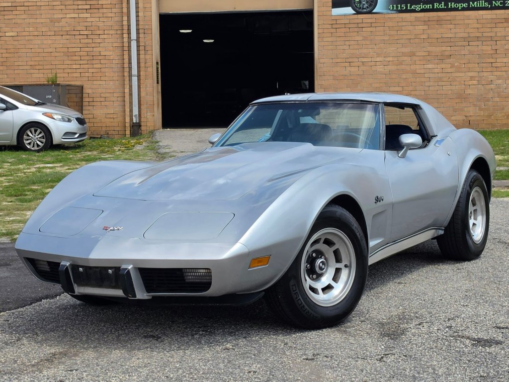 1977 Chevrolet Corvette Image 13