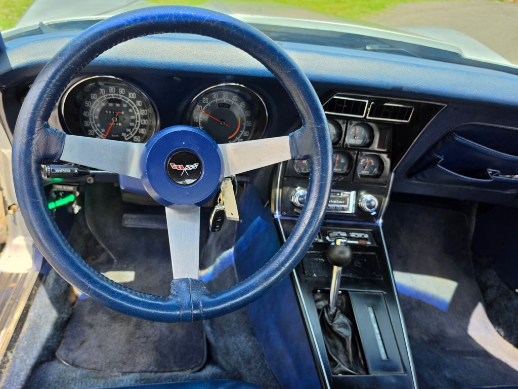 1977 Chevrolet Corvette Image 17