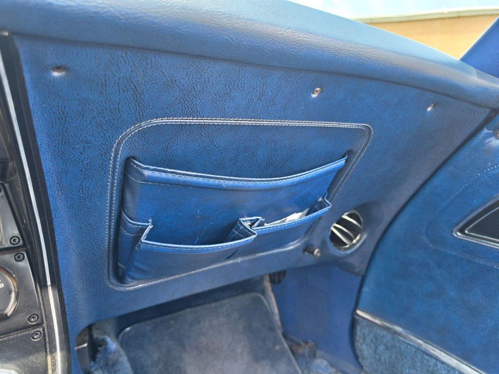1977 Chevrolet Corvette Image 22