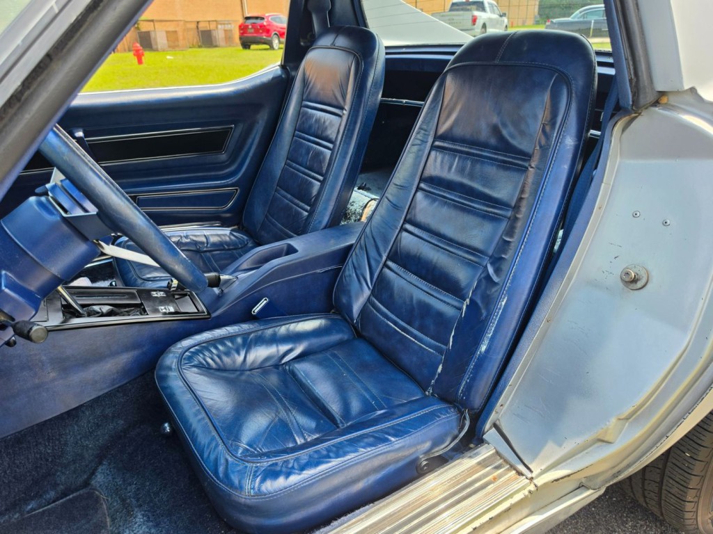 1977 Chevrolet Corvette Image 25