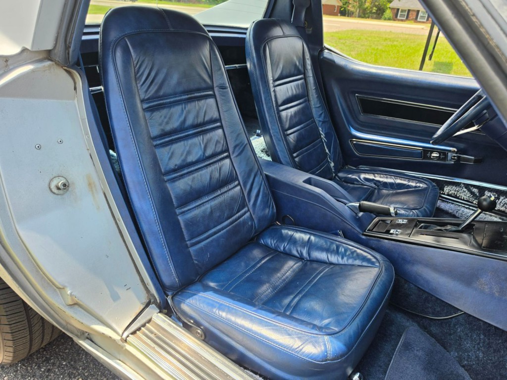 1977 Chevrolet Corvette Image 28