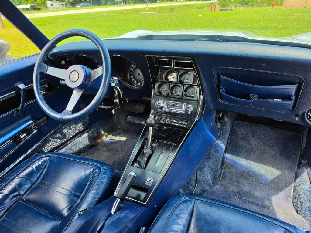 1977 Chevrolet Corvette Image 31