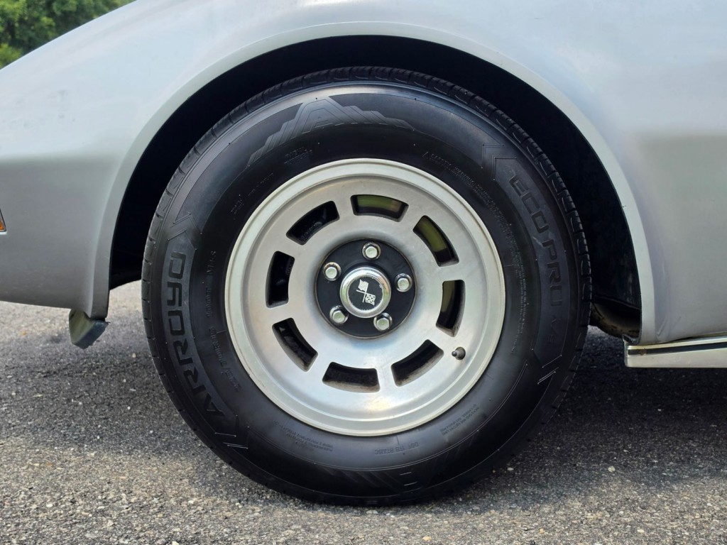 1977 Chevrolet Corvette Image 45
