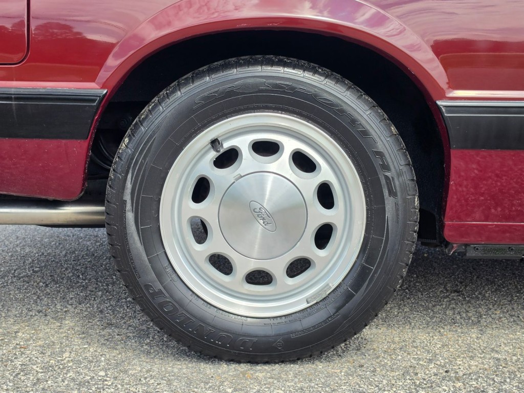 1988 Ford Mustang Image 52