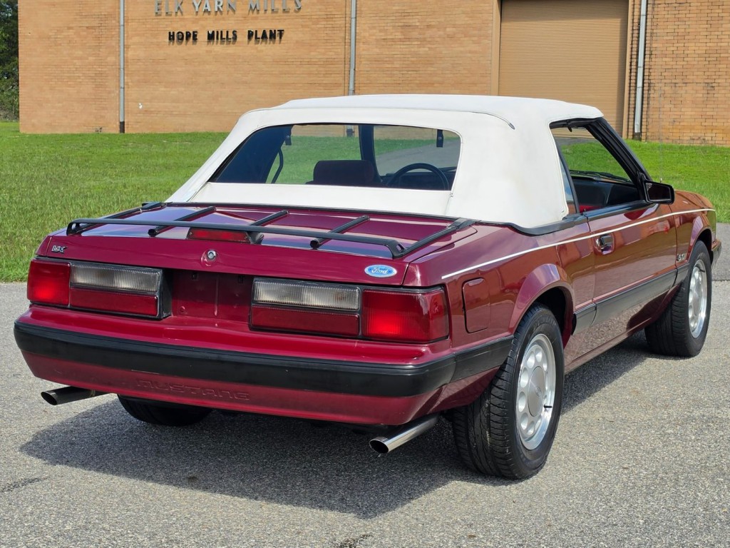 1988 Ford Mustang Image 54