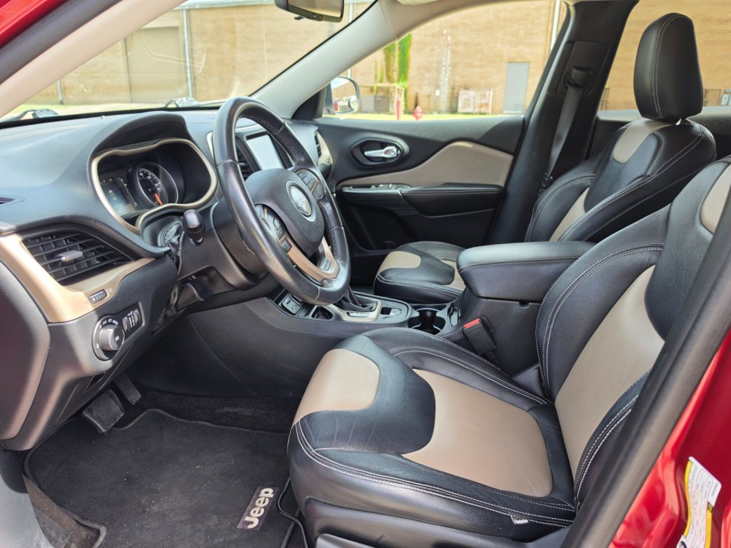 2016 Jeep Cherokee Image 15