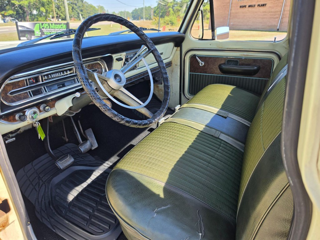 1970 Ford F-100 Image 16