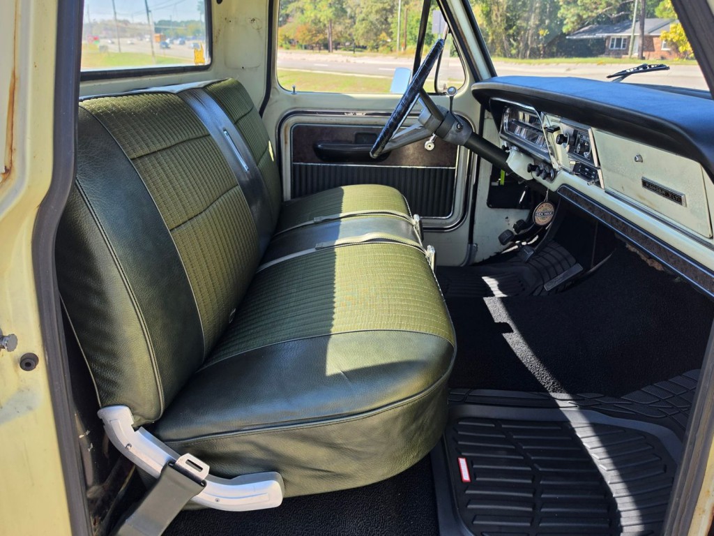1970 Ford F-100 Image 28