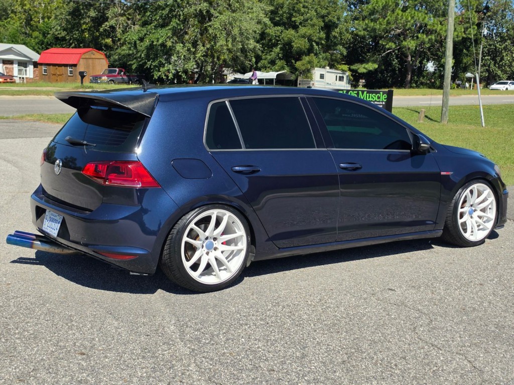 2016 Volkswagen GTI Image 7