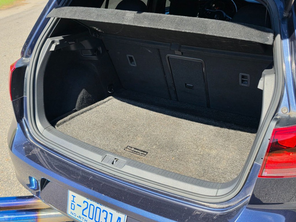 2016 Volkswagen GTI Image 44